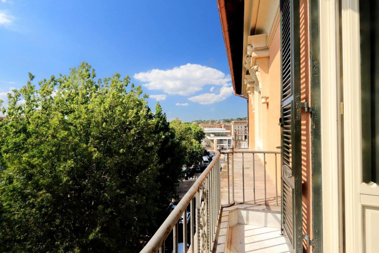 Apartamento Fontana Piu Stella Roma Exterior foto